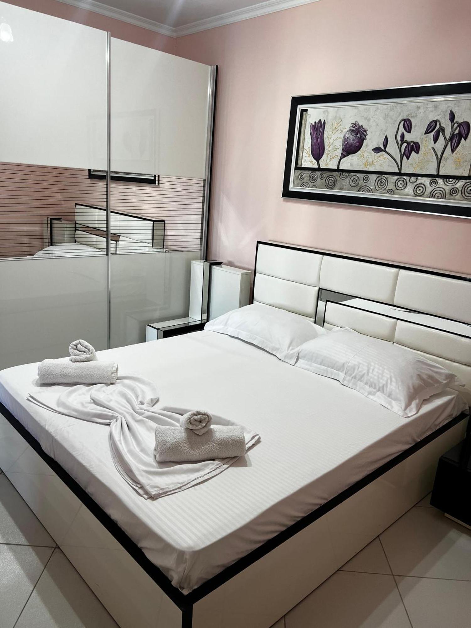 Amy'S Luxury Appartment ชโคเดอร์ ภายนอก รูปภาพ