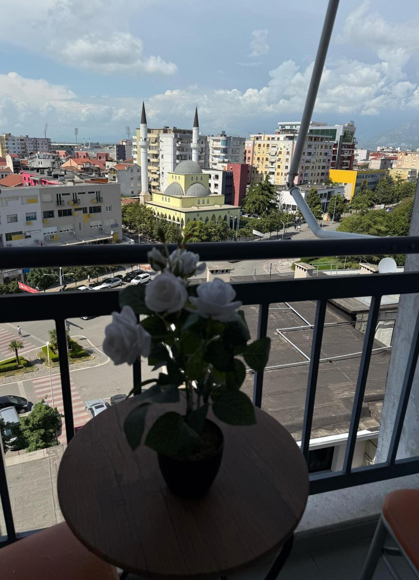 Amy'S Luxury Appartment ชโคเดอร์ ภายนอก รูปภาพ