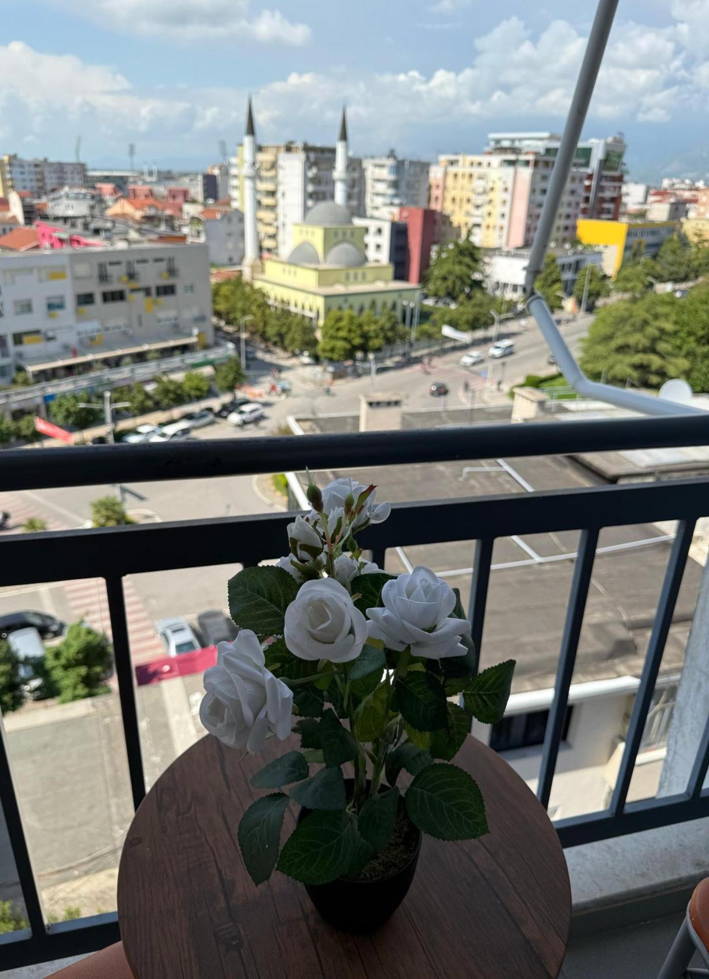 Amy'S Luxury Appartment ชโคเดอร์ ภายนอก รูปภาพ